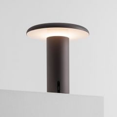 Lampada Takku lampada da tavolo portatile design Artemide scontata