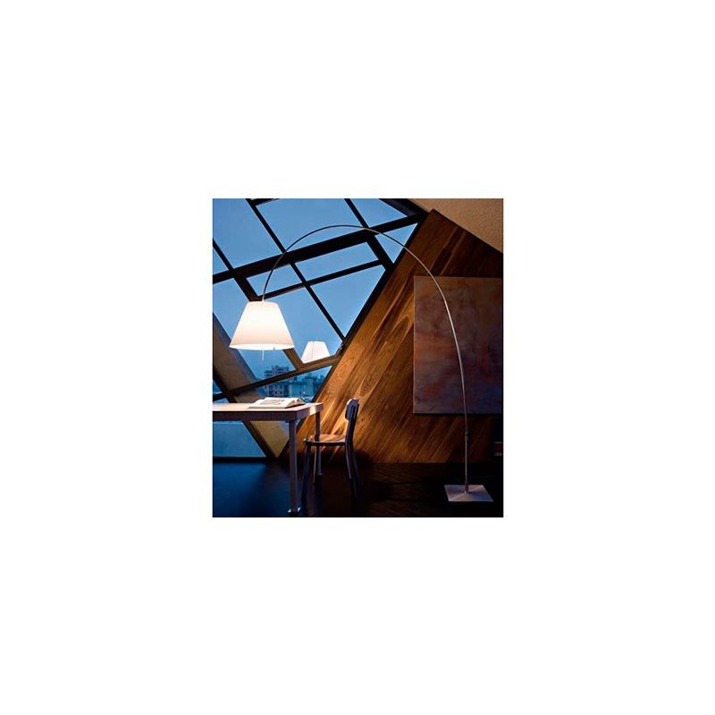 Luceplan Lady Costanza stehlampe mit dimmer und teleskopstange Lampe