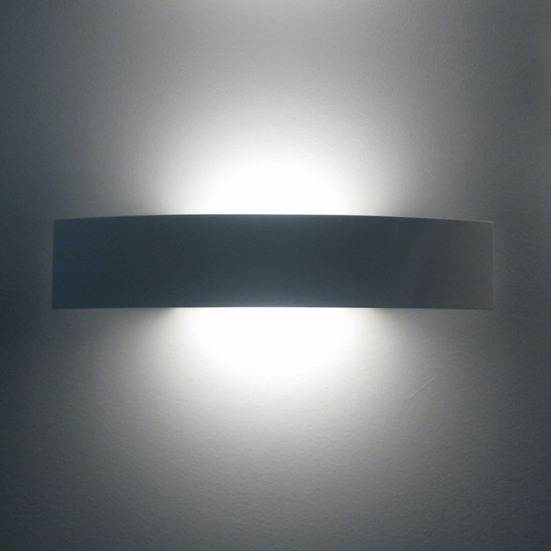 Lampe FontanaArte Riga LED applique